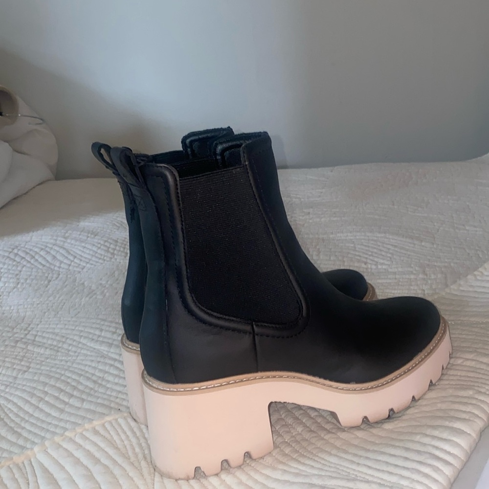 Size 8.5 dolce vita boots